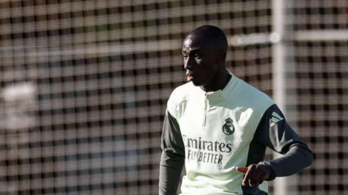 Caso Mendy: Xabi Alonso se olvida del francés y se genera otro problema