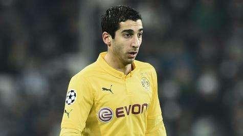 Mirror: Mkhitaryan podría regresar al Borussia Dortmund