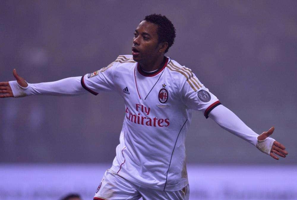 Robinho, desesperado por volver al Santos