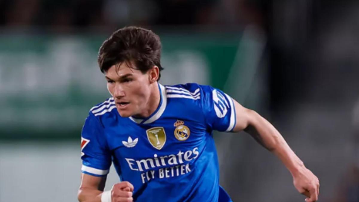 Fabrizio da el 'Here we go' de Fran García al Real Betis