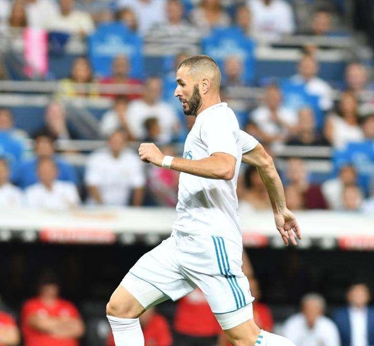 Benzema y Savic, los señalados de ambas aficiones para quedar fuera del once