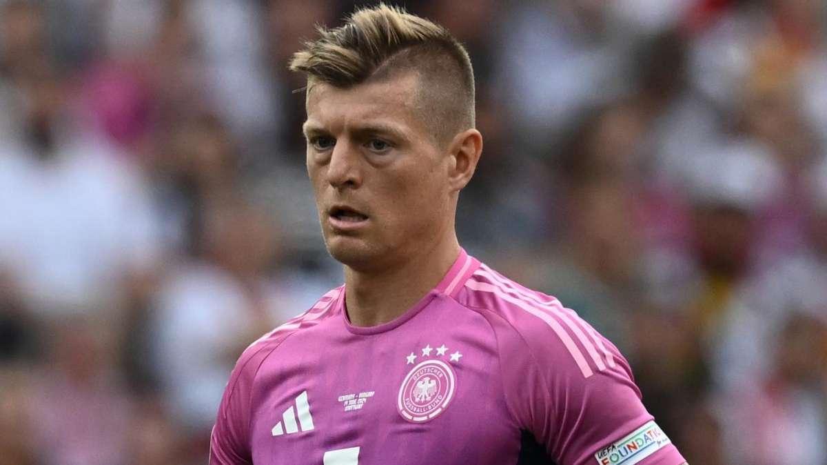 Kroos sale al rescate de Alemania para acceder a los octavos de la Eurocopa
