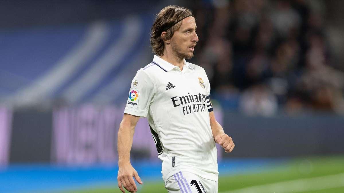 ¡ESTAMOS EN DIRECTO! Ofertas multimillonarias por Modric, la victoria del Real Madrid en Valladolid... ¡y mucho más!