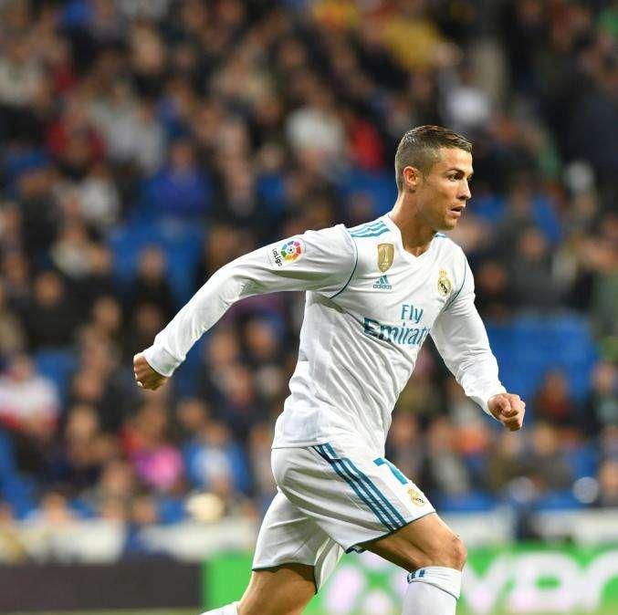 ¿Cristiano Ronaldo está por encima de Neymar? Él cree que vale más que él