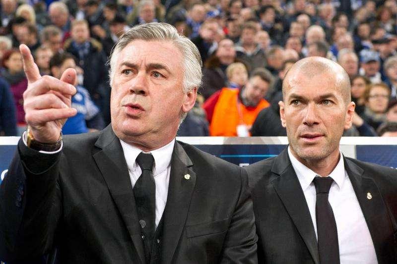 Ancelotti: "Zidane es humilde, tiene carisma, me ayudó mucho en mi relación con..."