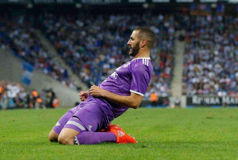 Daily Star: Wenger, dispuesto a pagar 50 millones por Benzema