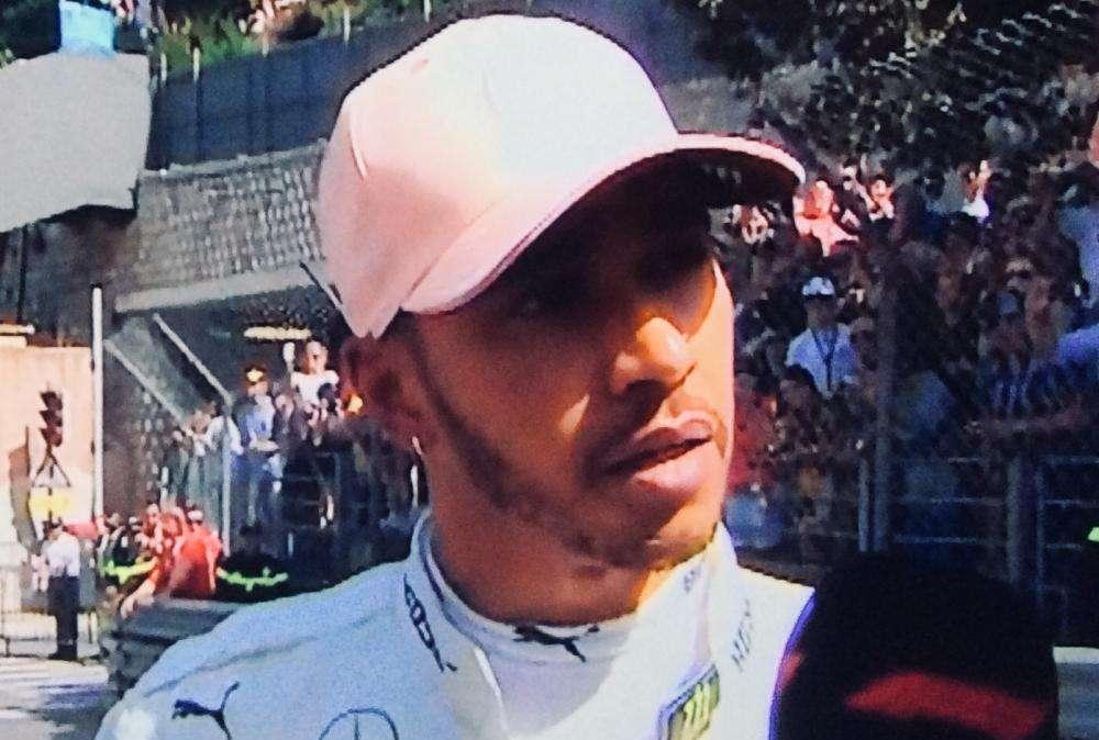 El pique entre Carlos Sainz y Hamilton por el clásico