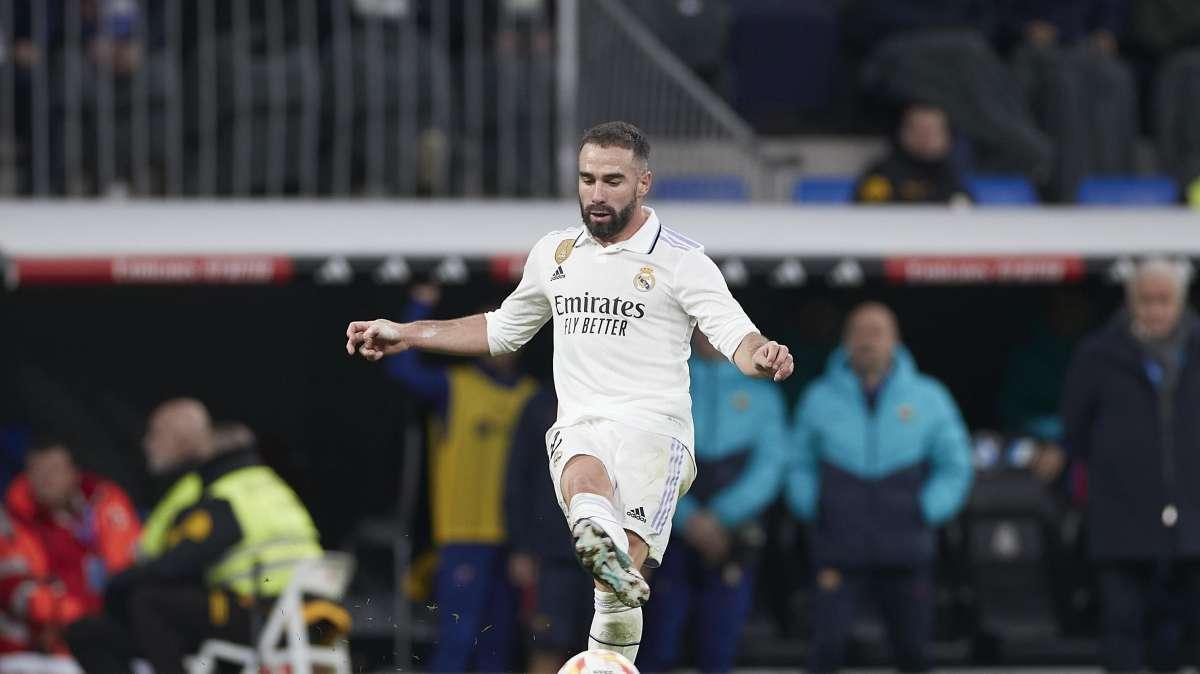 CAMBIO EN EL REAL MADRID | Entra Carvajal por Lucas Vázquez