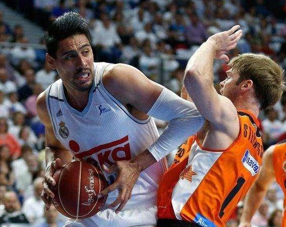 PREVIA: Primer match point