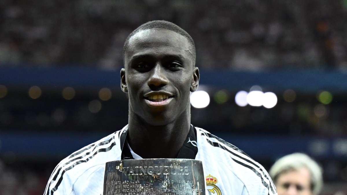 El Real Madrid pone una condición a Mendy: podría salir en verano