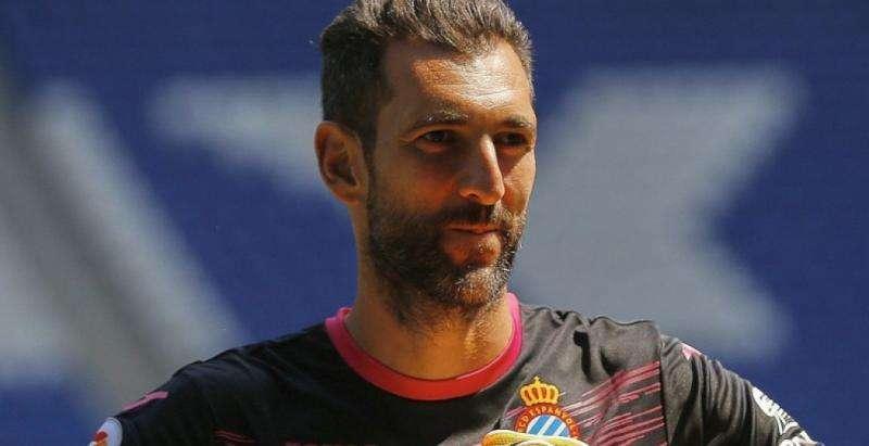 Diego López: "El Bernabéu te convierte en más pequeño"