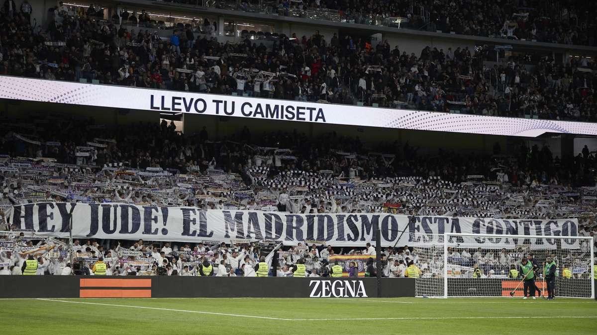 La afición del Real Madrid muestra su apoyo a Jude Bellingham 