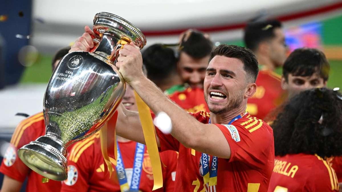 La letra pequeña del fichaje de Laporte: salario, el verano del Al-Nassr...