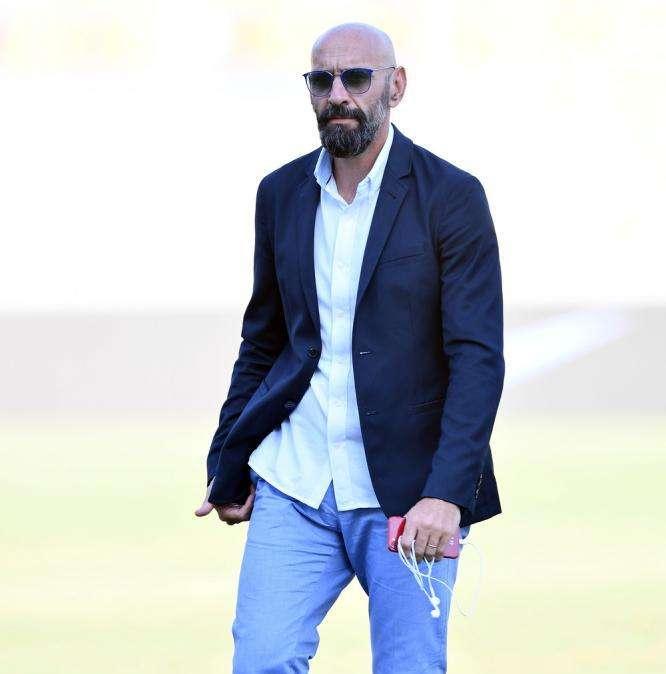 Monchi: "Si haces muchas cosas en enero quiere decir que te equivocaste en verano"