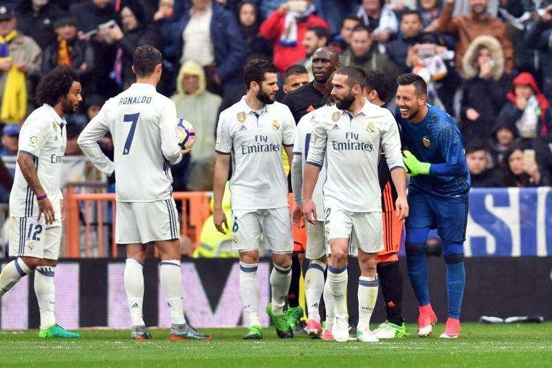 La surrealista queja de la prensa catalana sobre las "¡oooos!" en los goles del Madrid