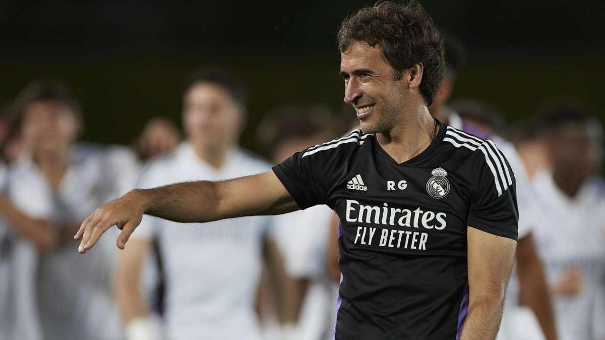 Mercado de fichajes, en directo | El futuro de Raúl, al rojo vivo; el Barça busca entrenador...