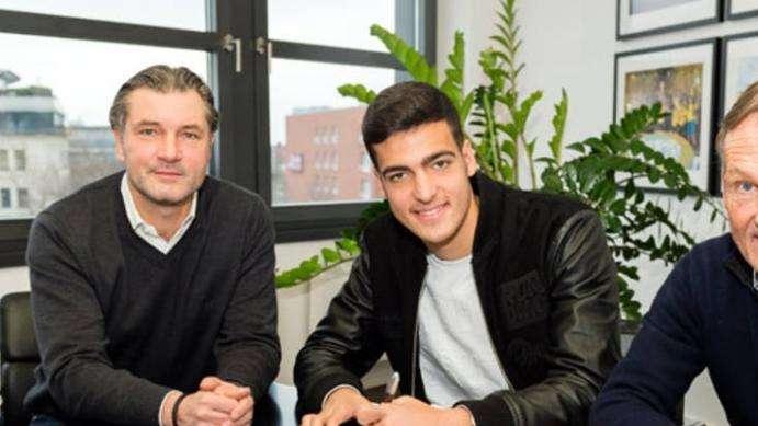 OFICIAL: El Borussia Dortmund ficha a Mikel Merino
