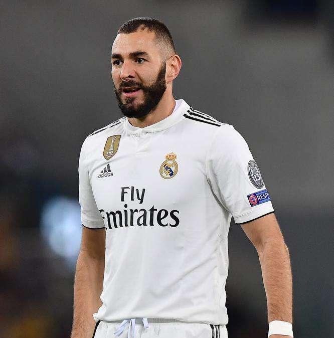 GOL DEL REAL MADRID - Benzema adelanta al Madrid con un testarazo