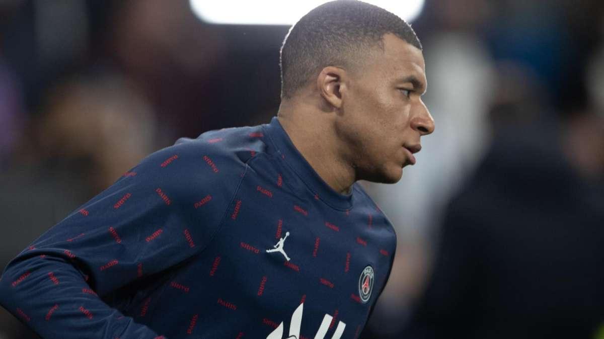 El entorno de Mbappé desmiente su renovación con el PSG 