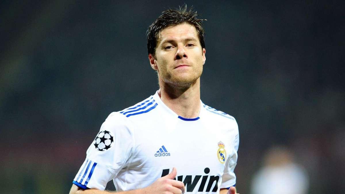Real Madrid | Xabi Alonso responde a los rumores que le relacionan con el banquillo blanco