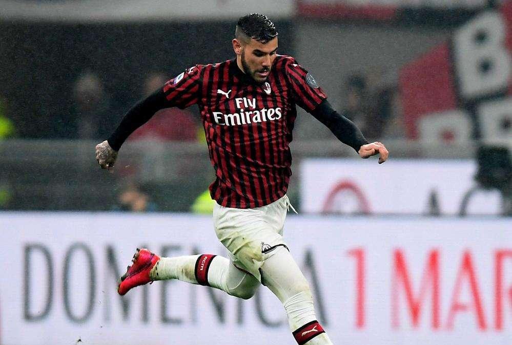 El Milan rechazará todas las ofertas por Theo Hernández