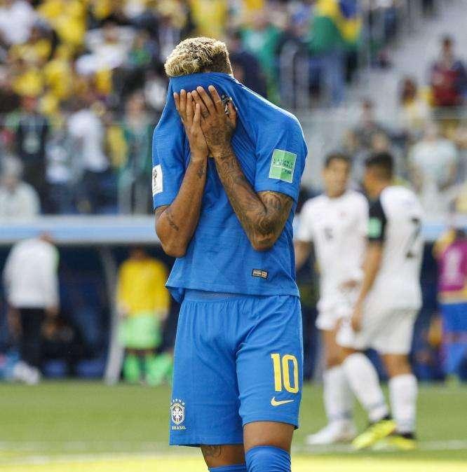 Pedrerol: "Tiene pinta de que al final Neymar se queda en París"