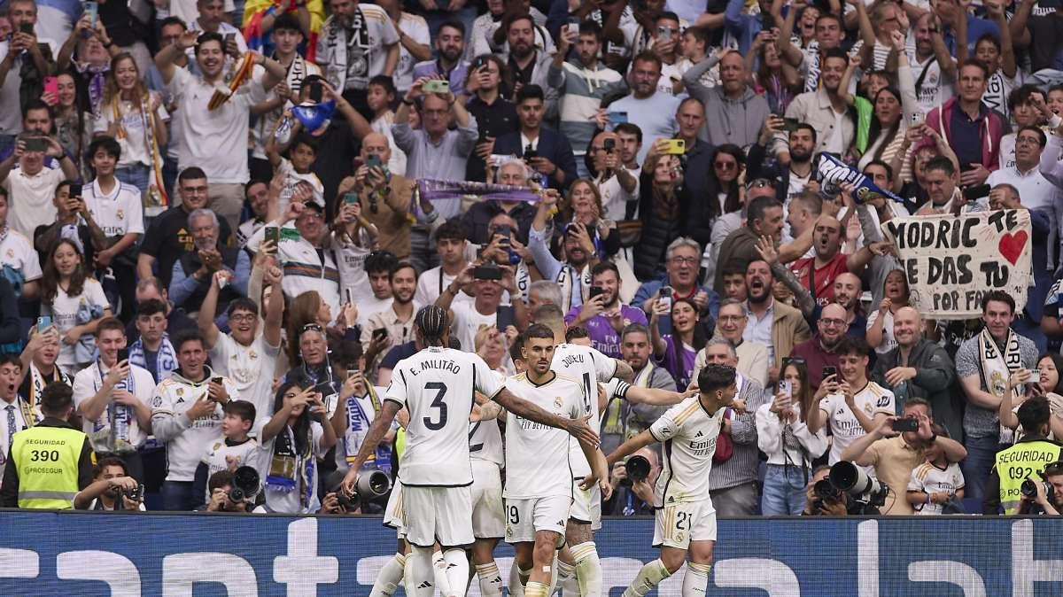 FINAL | Real Madrid 3-0 Cádiz: victoria y a esperar al Barcelona