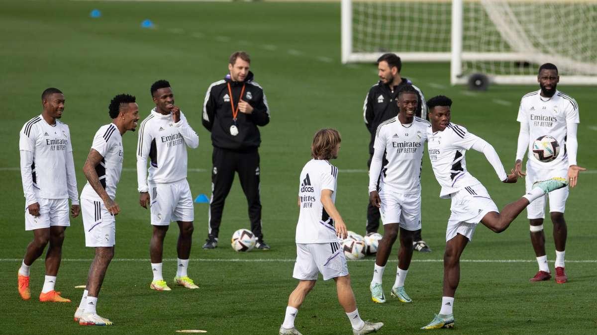 Informe del entrenamiento: Rodrygo y Benzema son baja y Valverde vuelve con el grupo