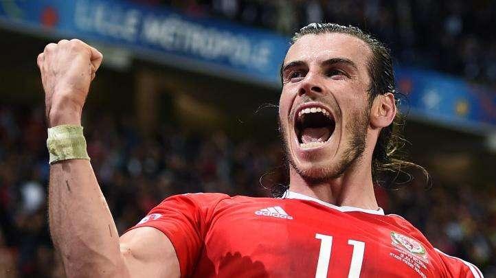 Daily Express - Mourinho le pide a Bale que fuerce su salida del conjunto blanco