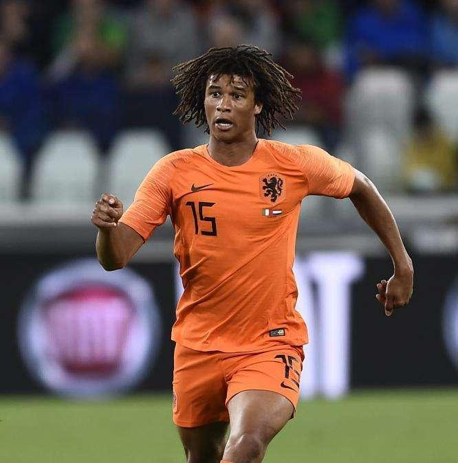 Fichajes, el City podría adelantarse al Chelsea en la puja por Ake