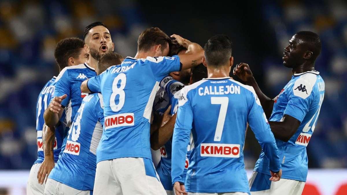 El Nápoles podría unirse a la Superliga: ya hay contactos