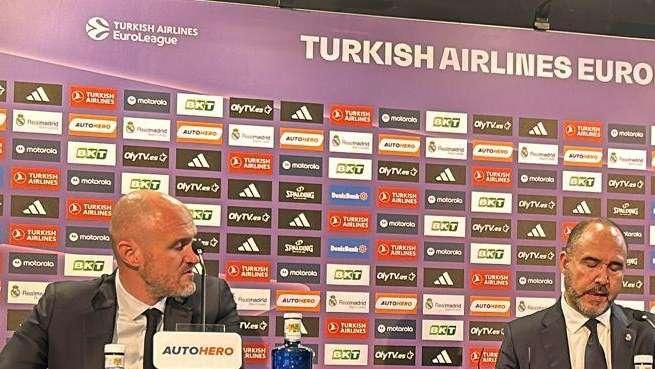 Chus Mateo repasa en rueda de prensa la vuelta de Musa y la futura visita a Barcelona