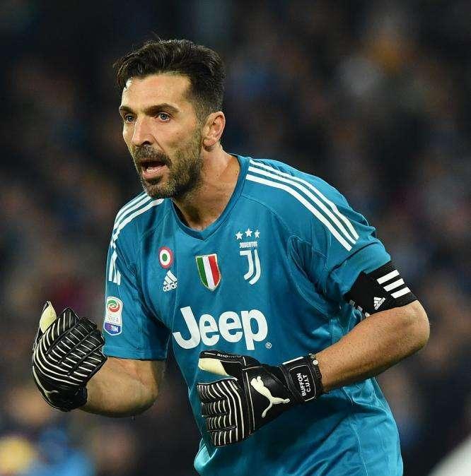 Buffon abre las puertas de la Juventus a Donnarumma: "Si vienes aquí, no te equivocas"