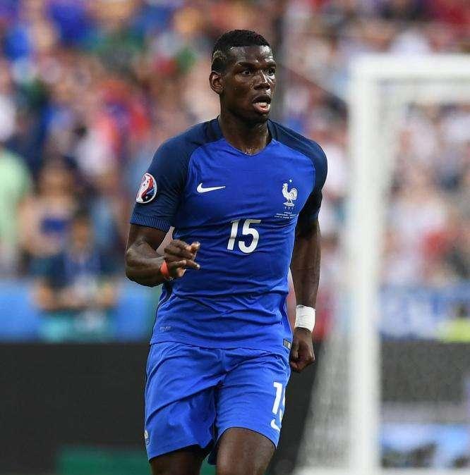 El Manchester United reitera que no traspasará a Pogba en el próximo mercado invernal