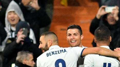 Schuster: "Benzema es un lujazo de delantero para sus compañeros"