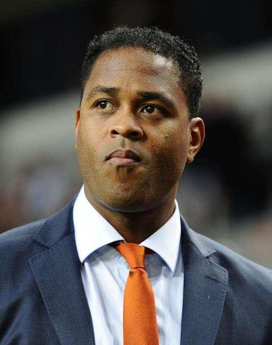 Kluivert debuta como comentarista en LaLiga y la lía: las redes se llenan de críticas hacia él