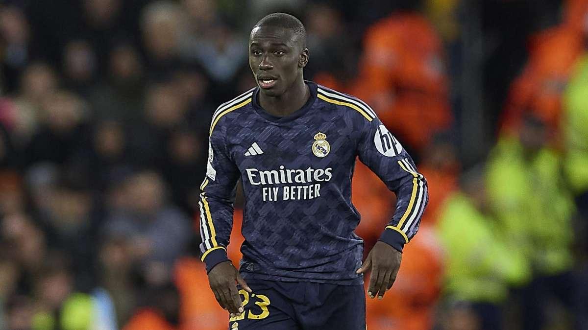 INFO BD | La letra pequeña de la renovación de Mendy: años de duración, nuevo salario...
