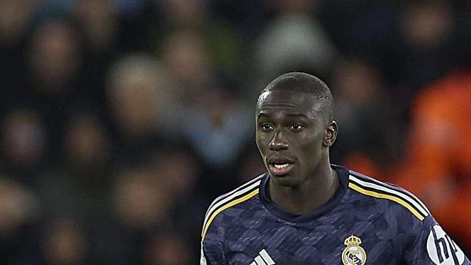 Batalla abierta para fichar a Mendy: estos son los clubes interesados