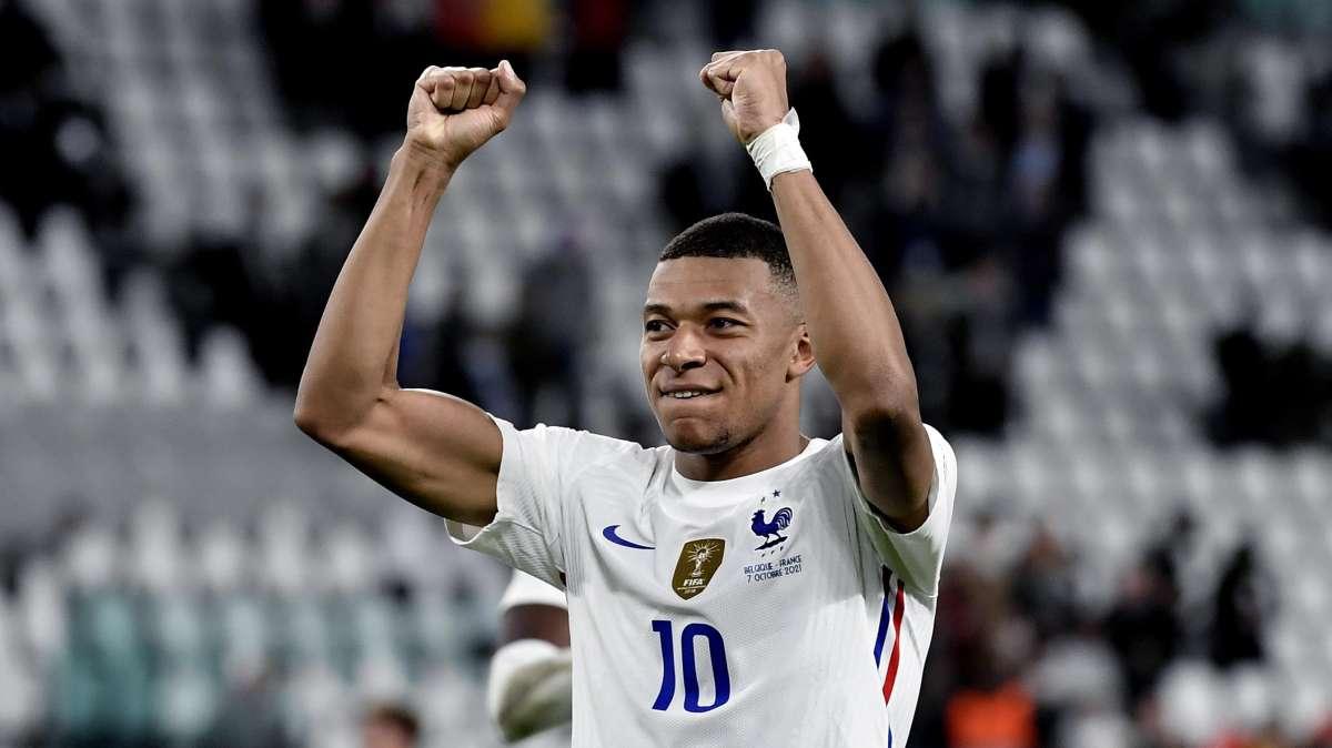 Mbappé y Ferran Torres, las dos caras de la misma moneda