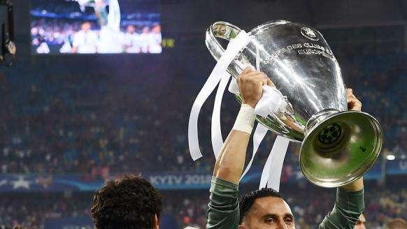 ENCUESTA BD - ¿Dejarías salir a Keylor Navas?