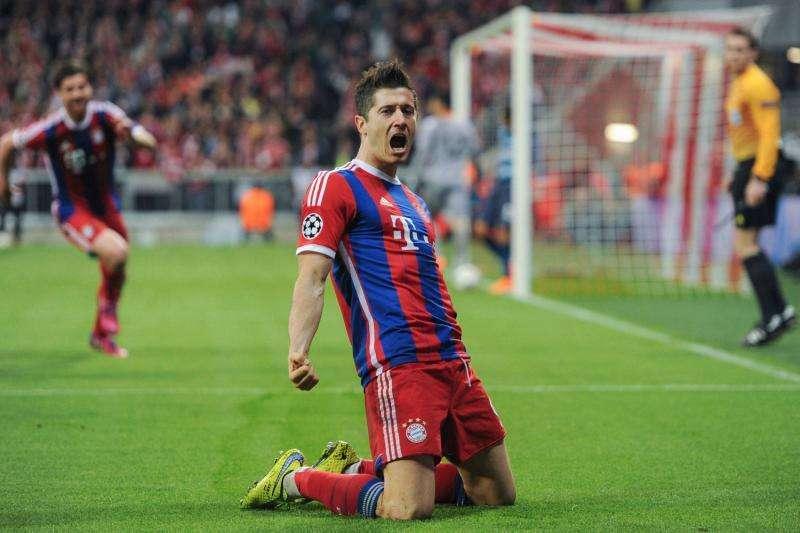Cezary Kucharski: "Para que el Bayern venda a Lewandowski tienen que ofrecer más de 50 millones"