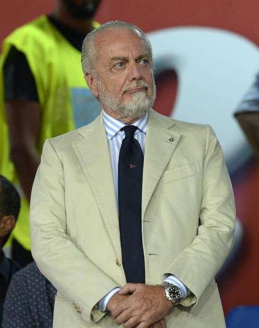De Laurentiis no se olvida de Higuaín: "Tiene poca cultura. La afición no es estúpida y lo sabe"