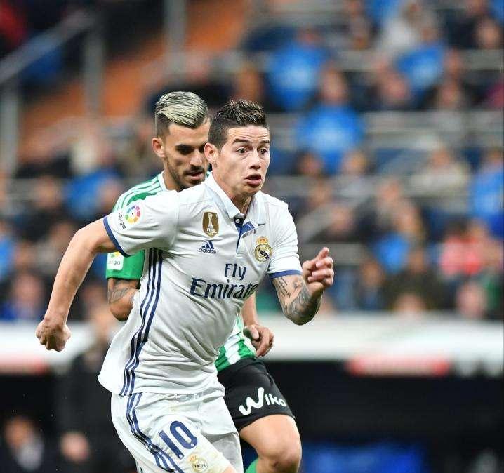 "Ancelotti está como loco por James Rodríguez"