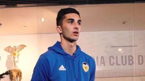 Fichajes, Cañizares avisa: "La situación de Garay no es buena para la renovación de Ferran"