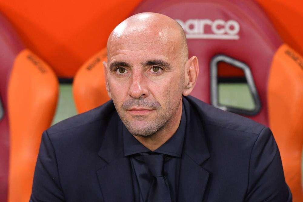 Monchi, pendiente de la salida de Dzeko para decidirse por un jugador del Barça