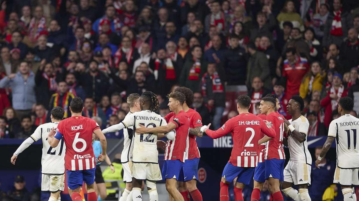 Salen a la luz los audios de la suspensión del derbi: "No puedo jugar así"
