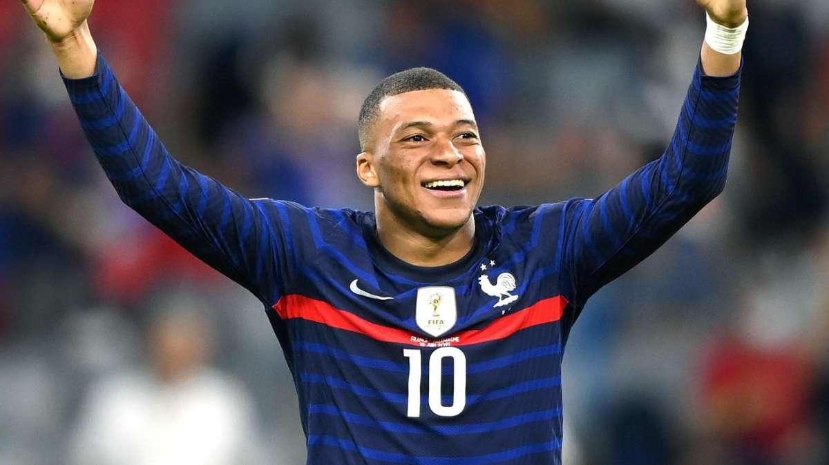 Kylian Mbappé presume de puntos y goles con el PSG: "La noche perfecta"