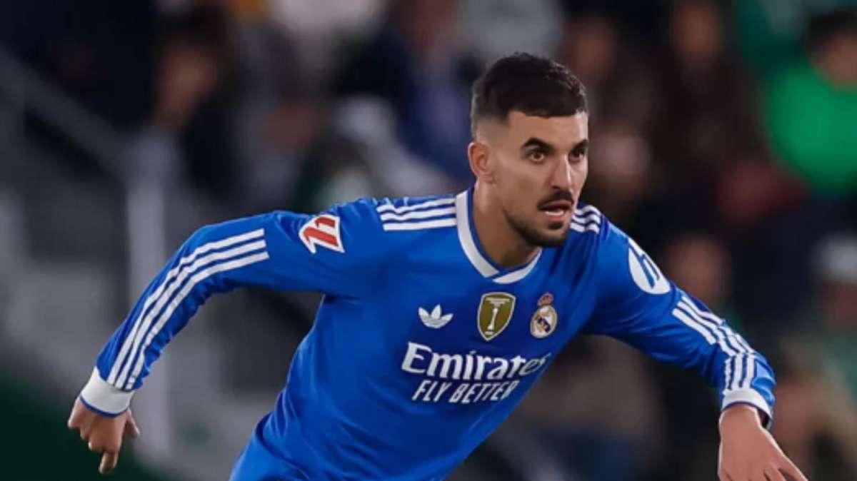 Mercado de fichajes | Ceballos 'llama' al Betis, el '9' del Madrid está en LaLiga...