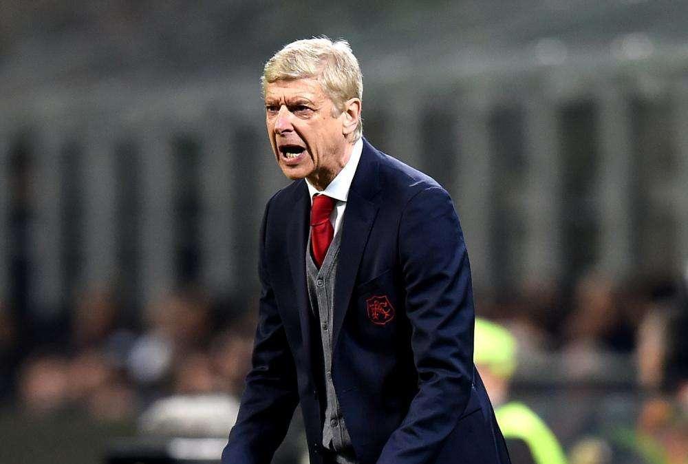 Fichajes, Wenger se ofrece a entrenar al Manchester United de Paul Pogba