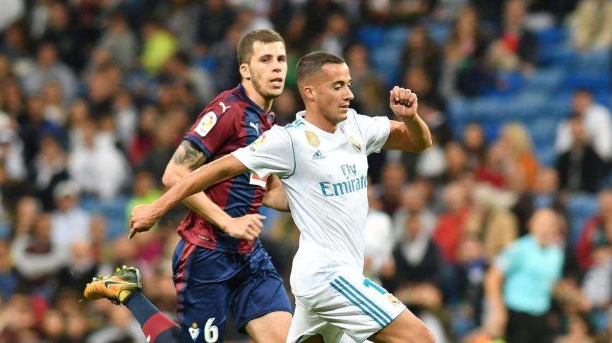 Lucas Vázquez: "Contento por llegar a 100 partidos. Mi primera Champions fue el momento más feliz"